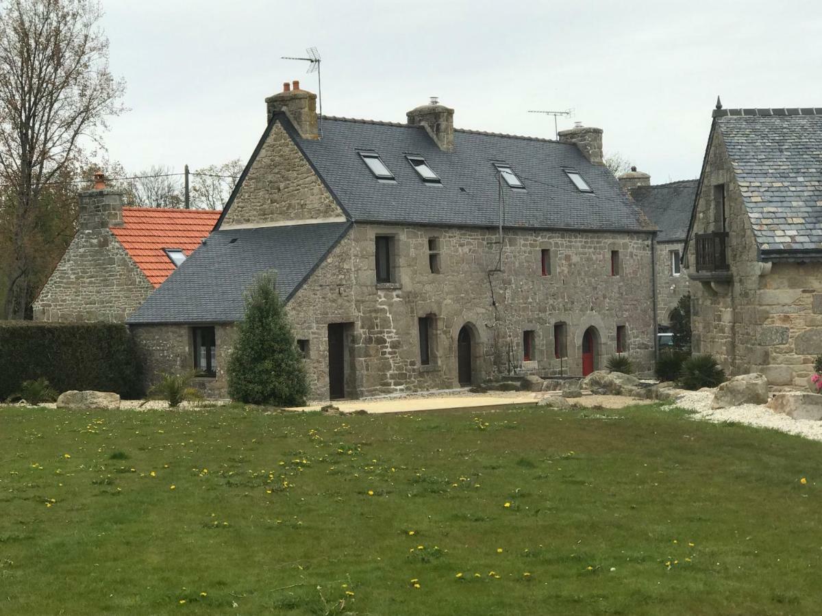 Charmante Maison Entre Terre Et Mer Plouaret Exterior photo