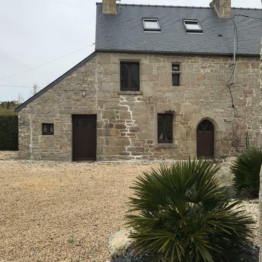 Charmante Maison Entre Terre Et Mer Plouaret Exterior photo
